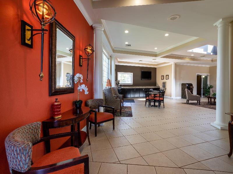 Travelodge By Wyndham Lakeland image