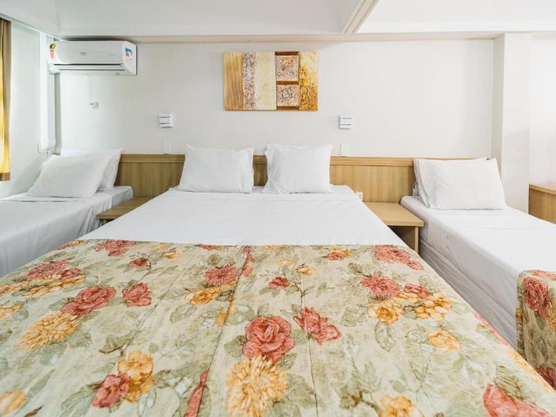Hotel Golden Park Curitiba by Nacional Inn image