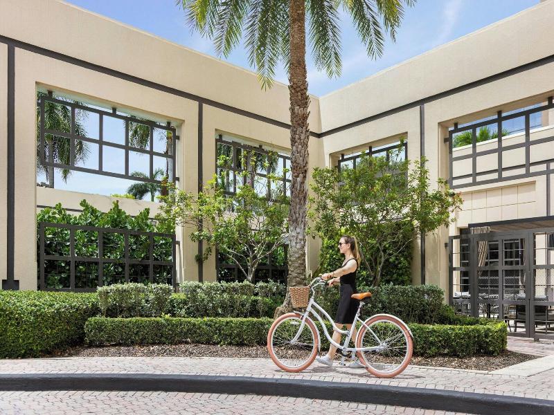 Boca Raton Marriott At Boca Center image