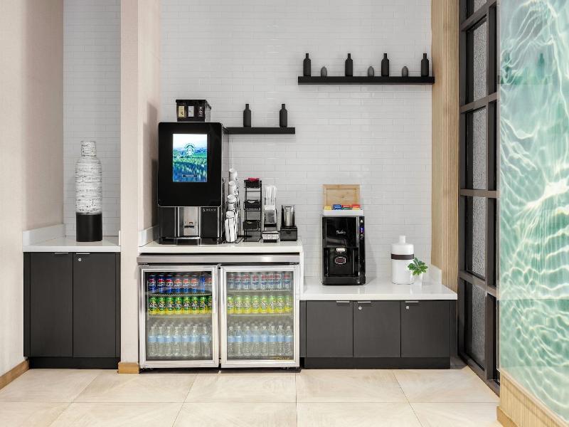 Boca Raton Marriott At Boca Center image