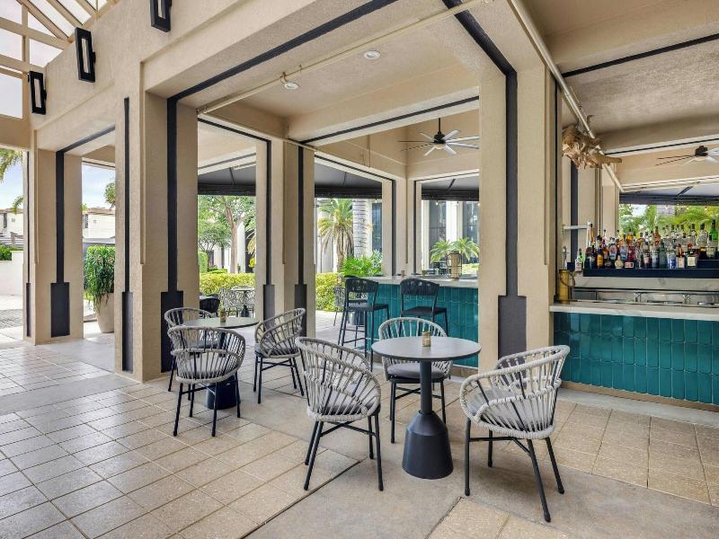 Boca Raton Marriott At Boca Center image