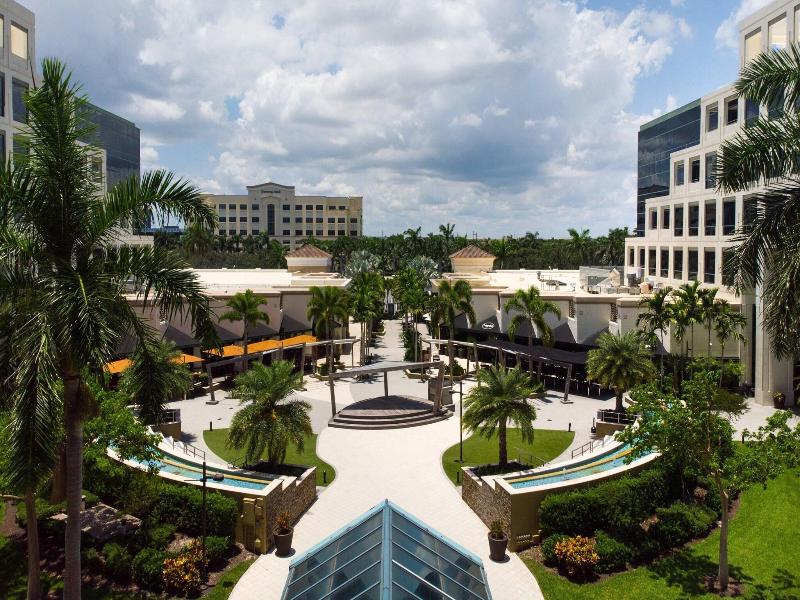 Boca Raton Marriott At Boca Center image