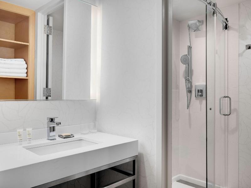 Boca Raton Marriott At Boca Center image