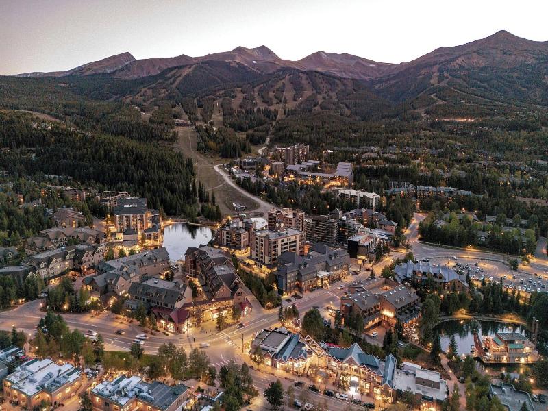 Marriott'S Mountain Valley Lodge At Breckenridge image