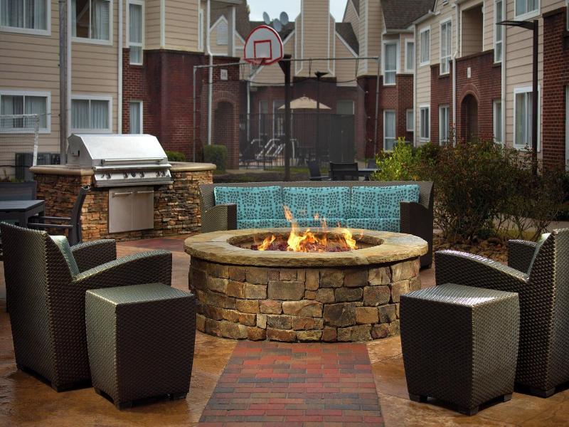 Residence Inn Atlanta Airpt North/Virginia Avenue image