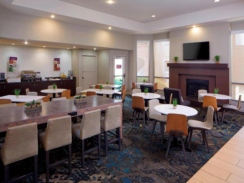 Residence Inn Atlanta Airpt North/Virginia Avenue image