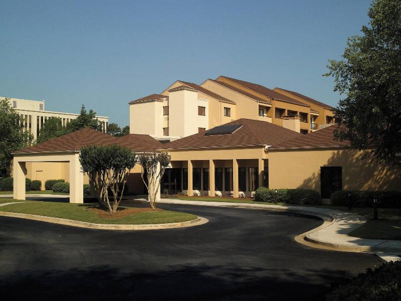 Courtyard Atlanta Executive Park/Emory image