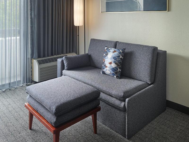 Courtyard Atlanta Executive Park/Emory image