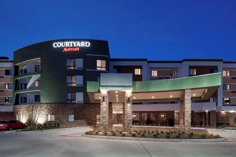 Courtyard By Marriott Houston North/Shenandoah image