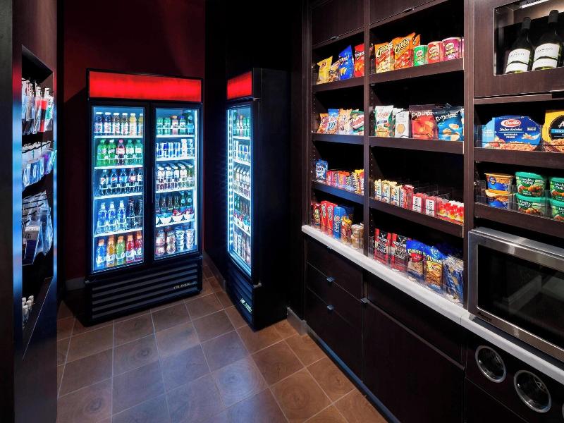 Courtyard By Marriott Houston North/Shenandoah image