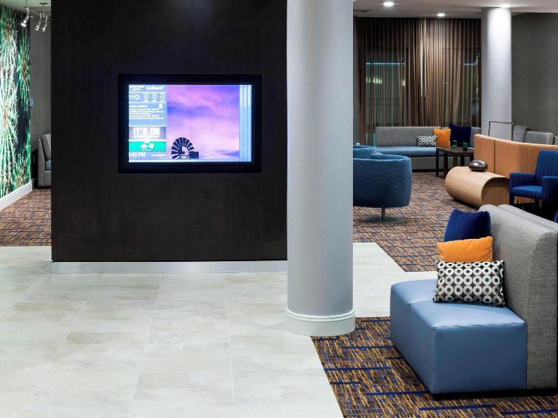 Courtyard By Marriott Houston North/Shenandoah image