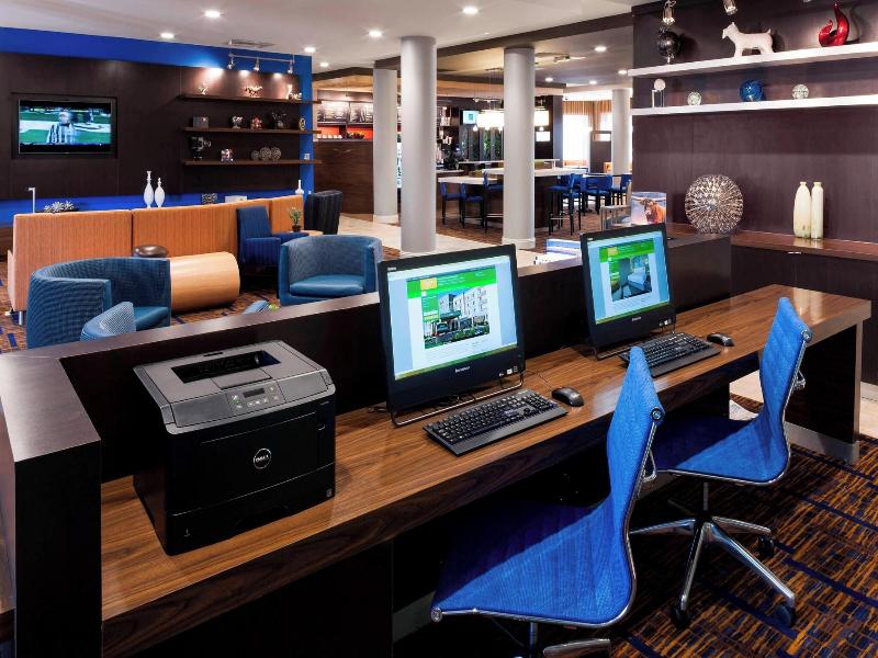Courtyard By Marriott Houston North/Shenandoah image