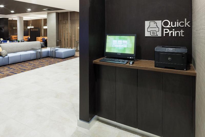 Courtyard By Marriott Houston North/Shenandoah image
