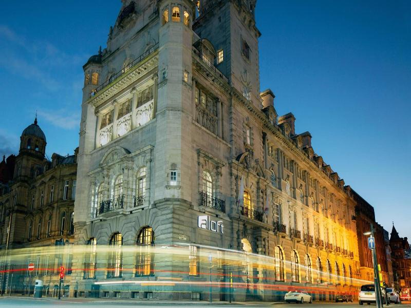 Aloft Liverpool image
