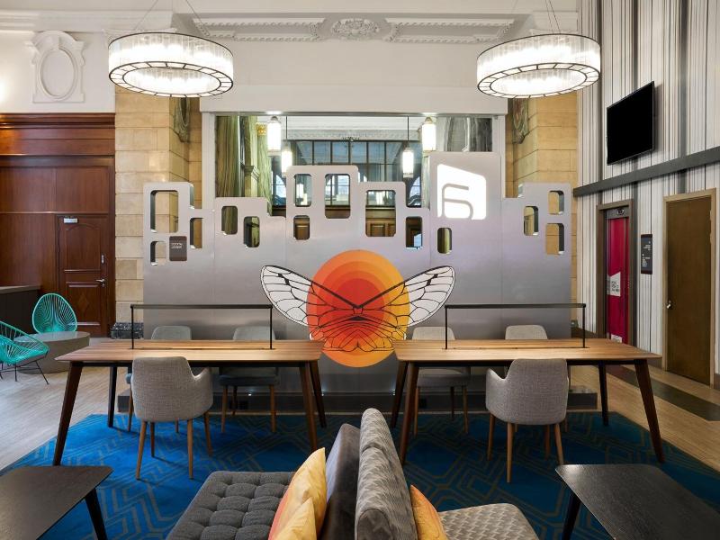 Aloft Liverpool image