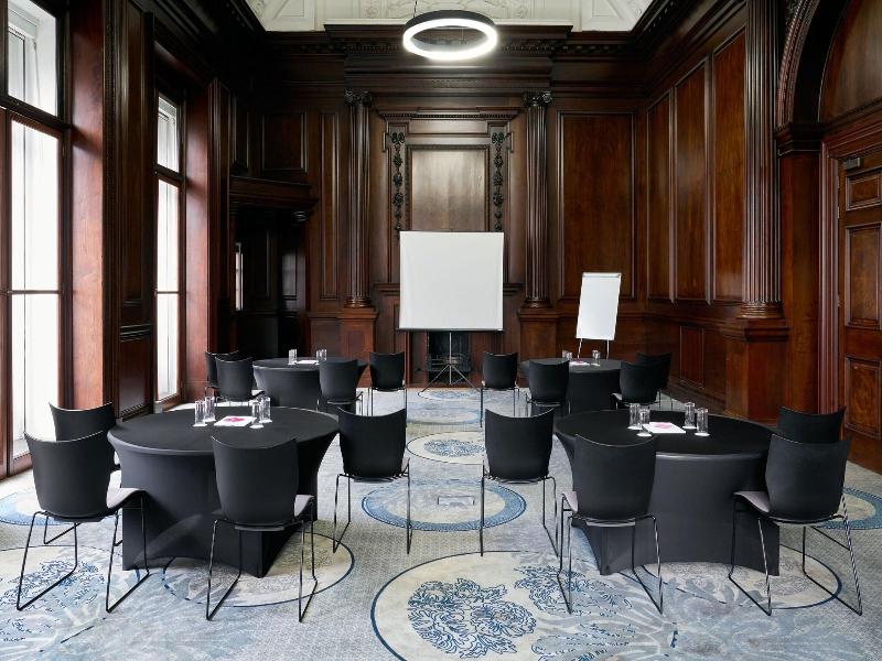 Aloft Liverpool image