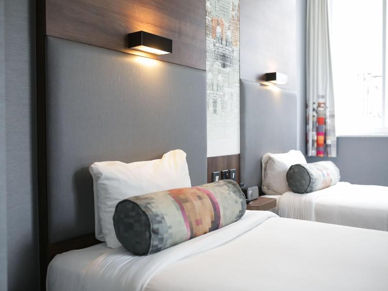 Aloft Liverpool image