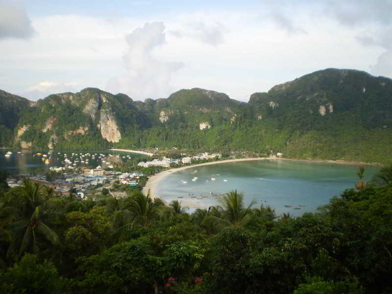 Papaya Phi Phi Resort