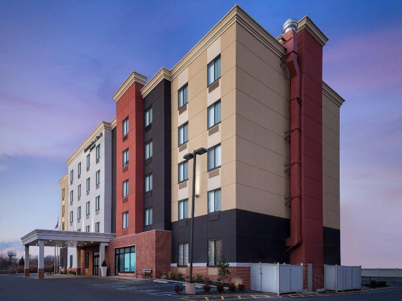 Fairfield Inn Suites New York Staten Island image