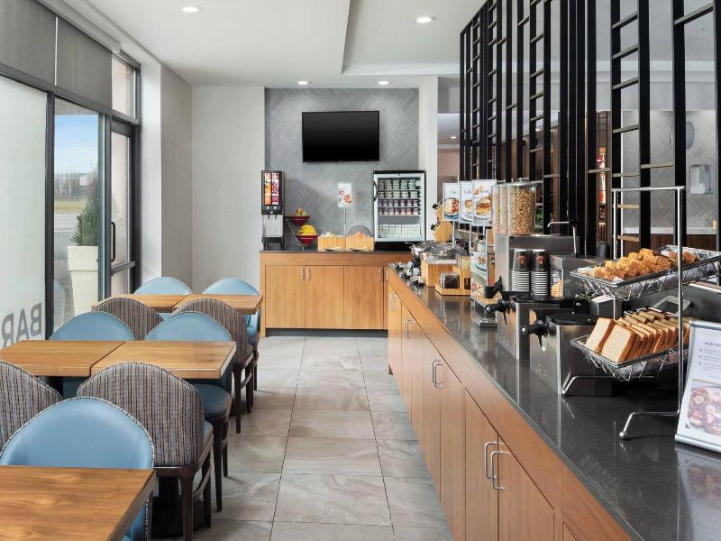Fairfield Inn Suites New York Staten Island image