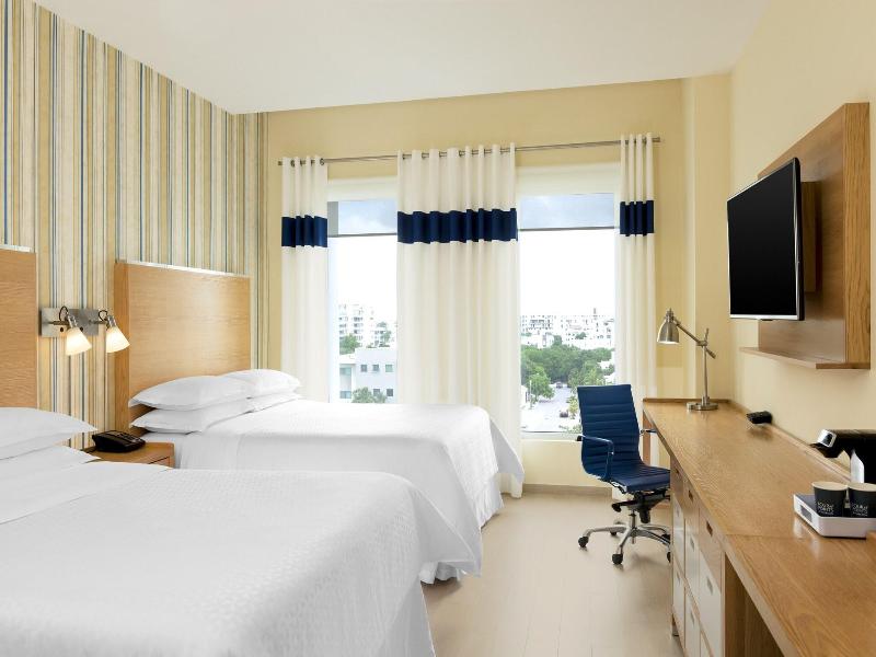 Four Points By Sheraton Cancun Centro image