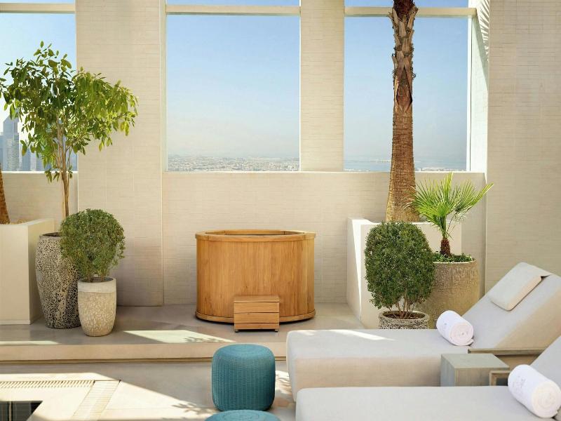 Sheraton Grand Hotel Dubai image