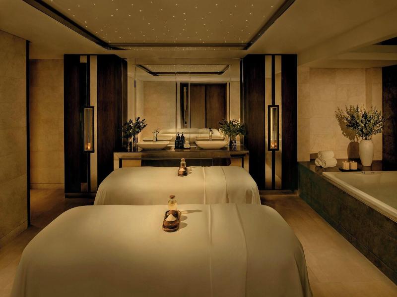 Sheraton Grand Hotel Dubai image