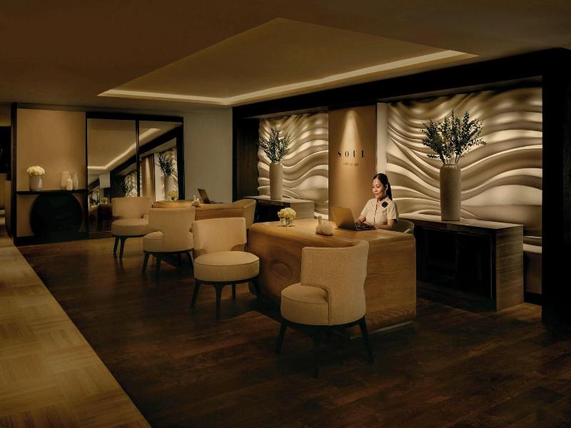 Sheraton Grand Hotel Dubai image