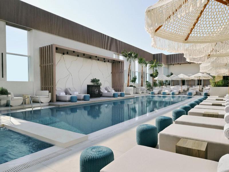 Sheraton Grand Hotel Dubai image