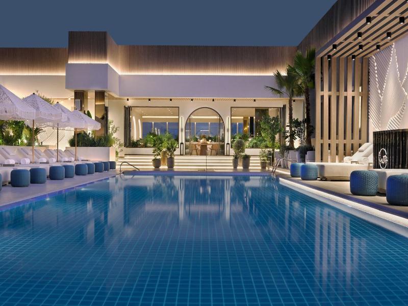Sheraton Grand Hotel Dubai image