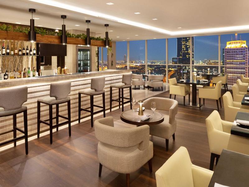 Sheraton Grand Hotel Dubai image