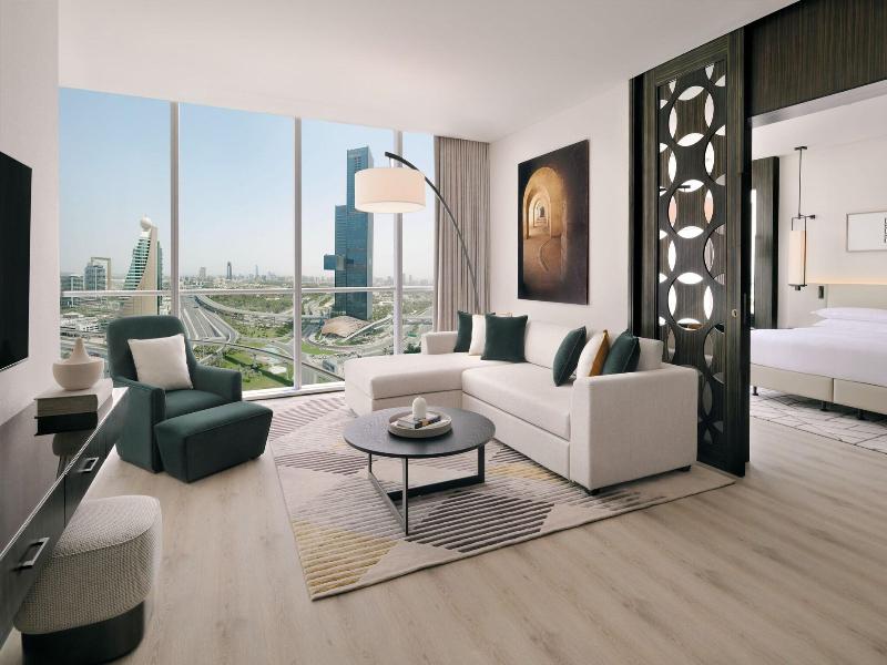 Sheraton Grand Hotel Dubai image