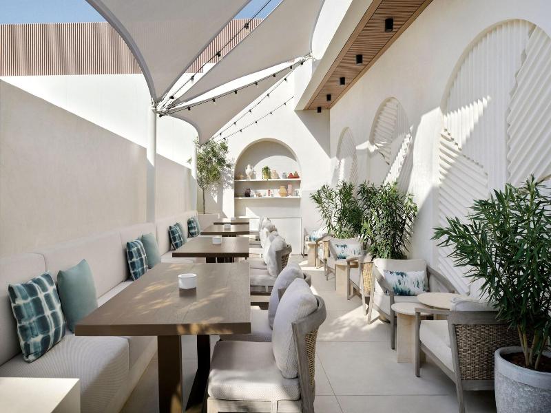 Sheraton Grand Hotel Dubai image