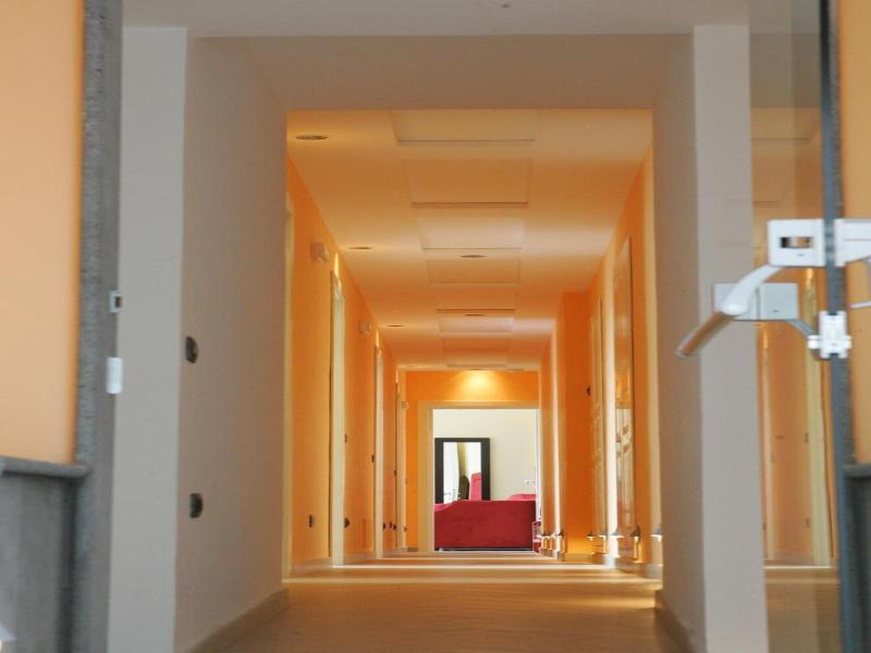 Blu Rooms image