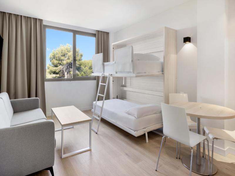 B&B Hotel Barcelona Sant Cugat image