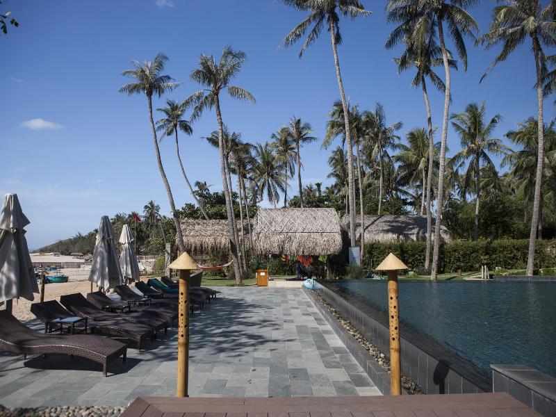 Aroma Beach Resort and Spa image