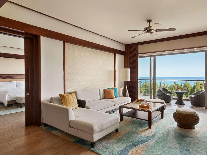 Shangri-La Sanya image