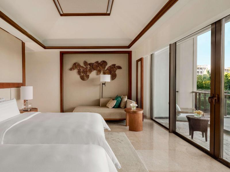 Shangri-La Sanya image