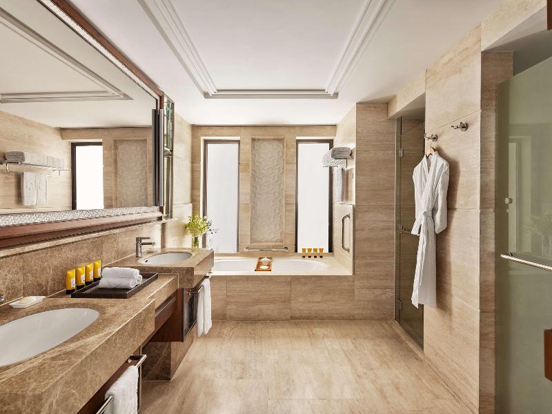 Shangri-La Sanya image