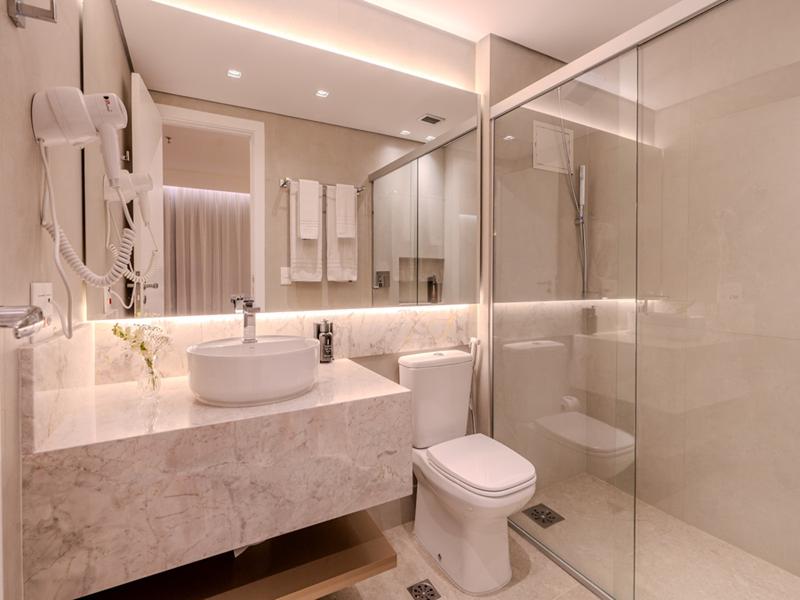 TWIN LUXURY