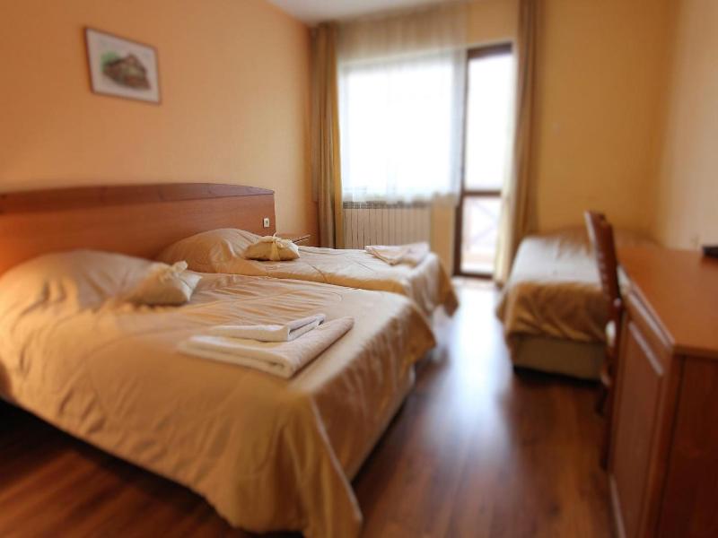 Pirina Club Hotel image