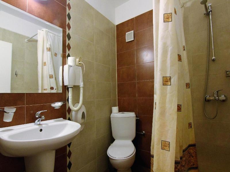 Pirina Club Hotel image