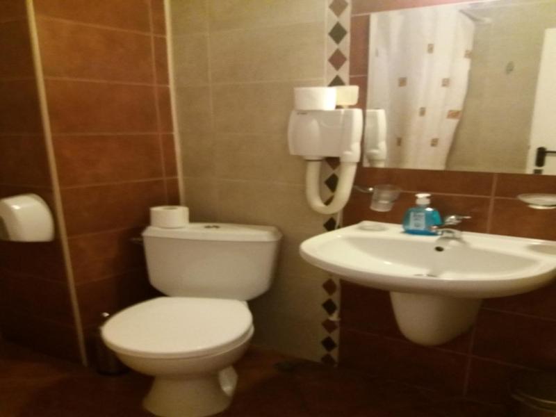 Pirina Club Hotel image