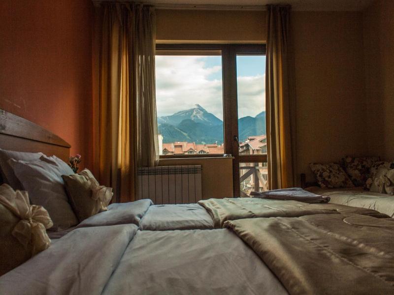 Pirina Club Hotel image