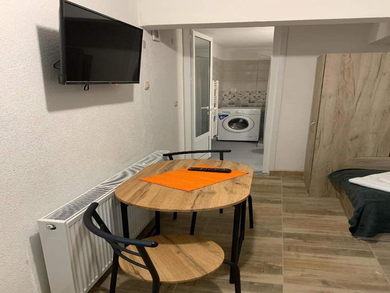 Pirina Club Hotel image