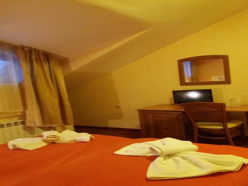 Pirina Club Hotel image