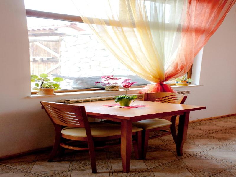 Pirina Club Hotel image