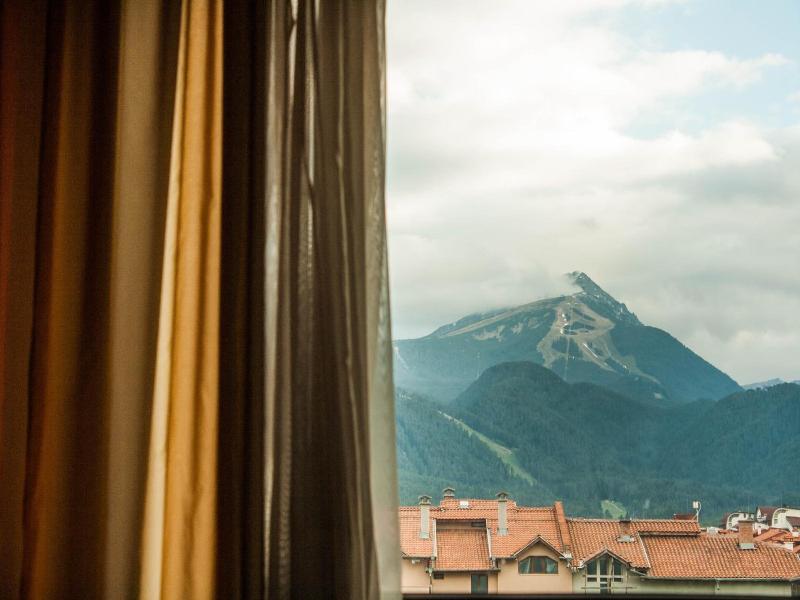 Pirina Club Hotel image