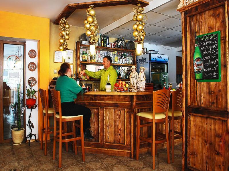 Pirina Club Hotel image