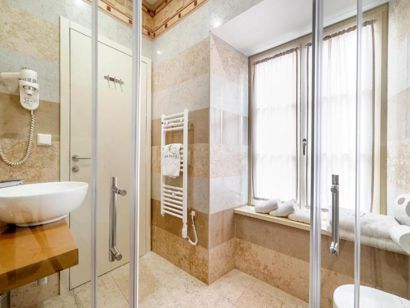 Heritage Hotel Life Palace image